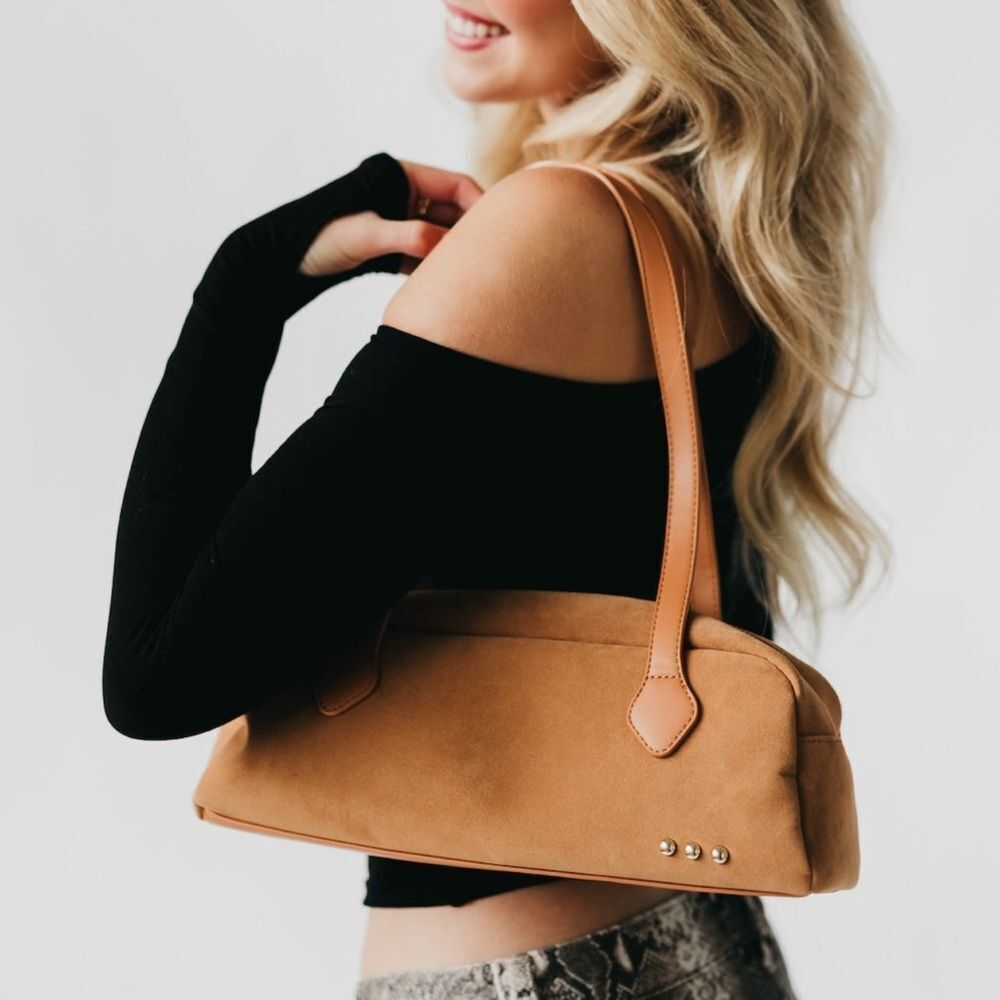 Pretty Simple Sally Suede Barrel Bag/Camel